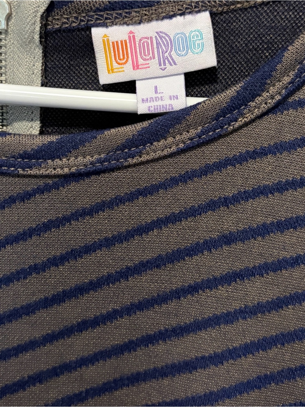 luLaRoe blue and grey striped zip dress women's large - Picture 4 of 4